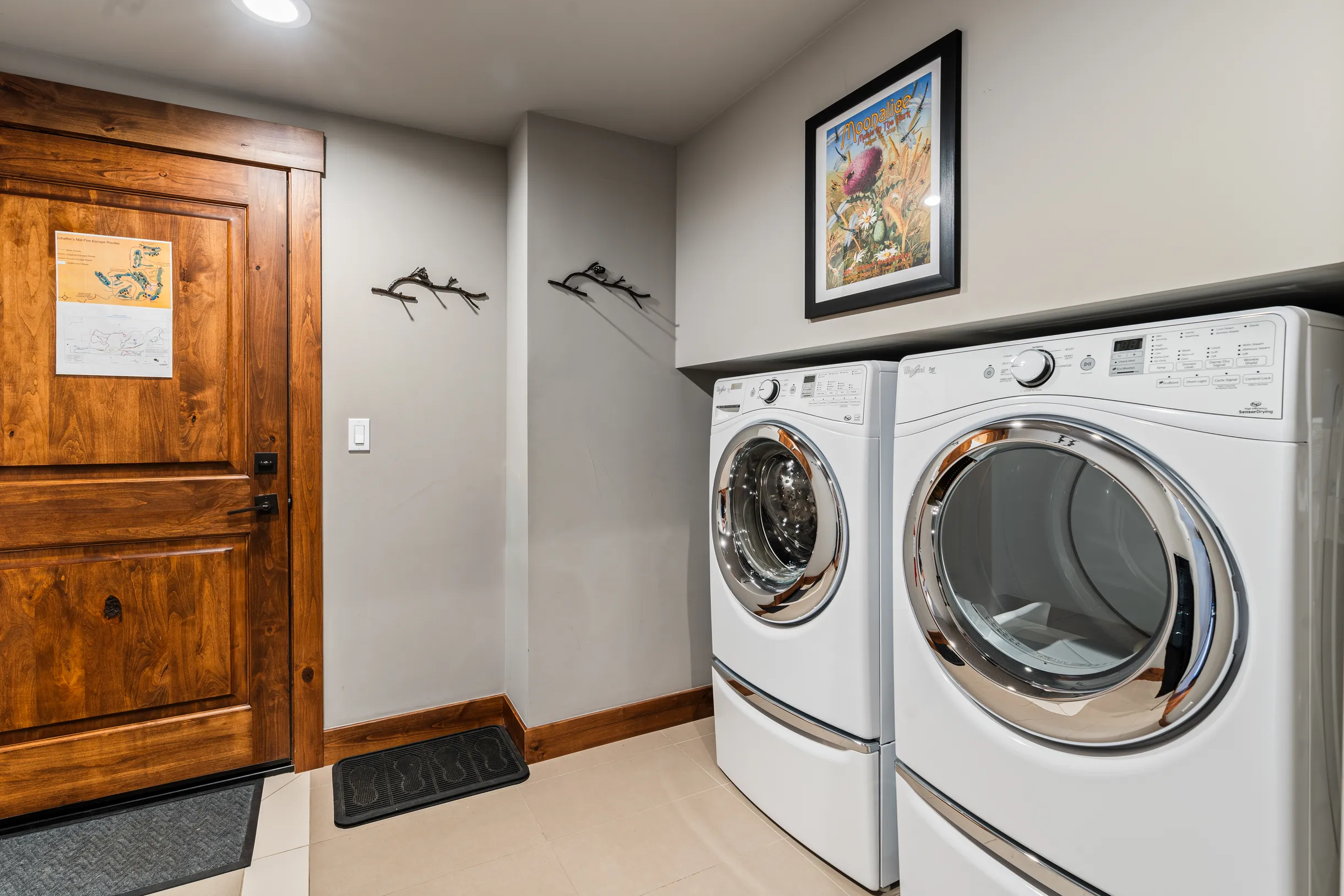 Modern Townhome with 3 King Suites, Near Northstar #4
