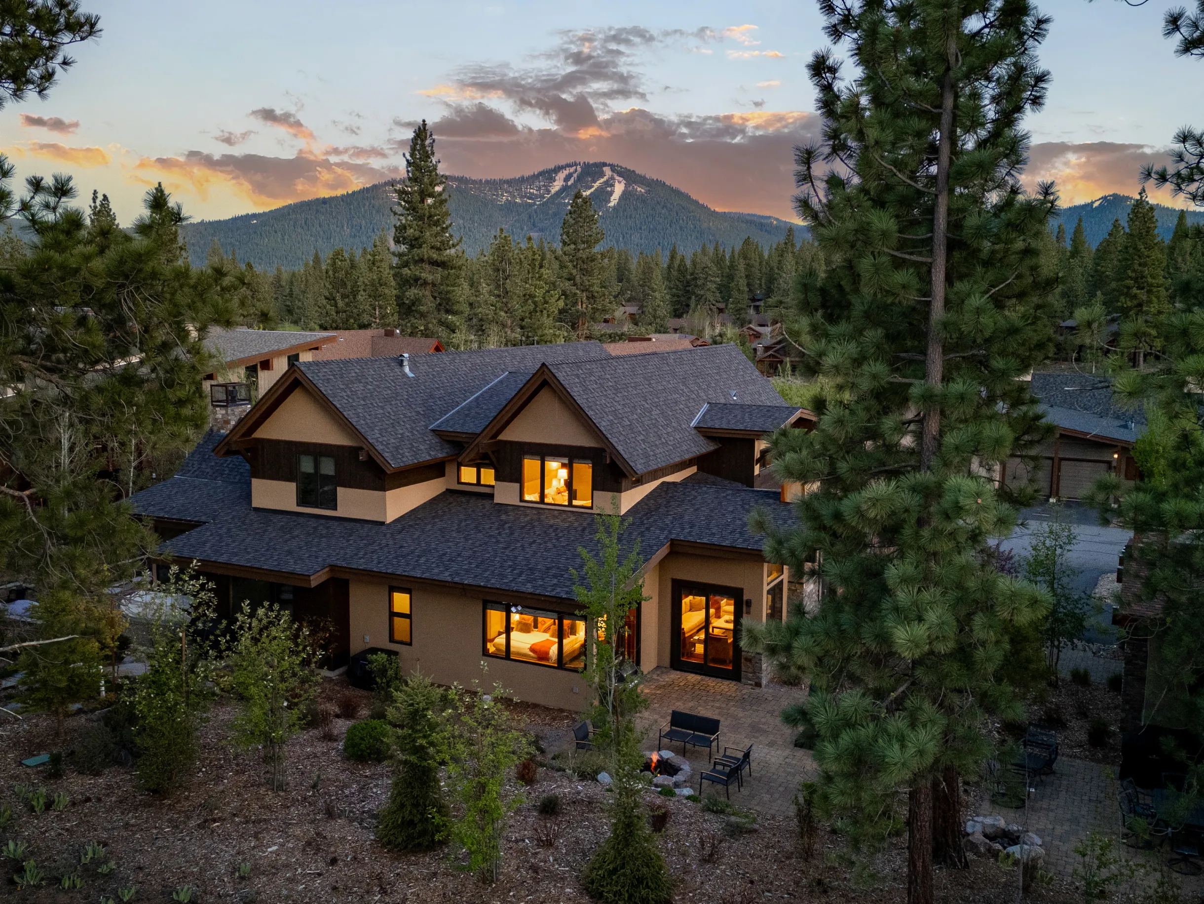 Wander Truckee Mountain