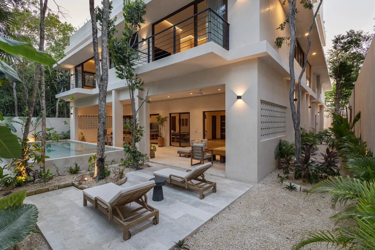 Wander Tulum Escape #1