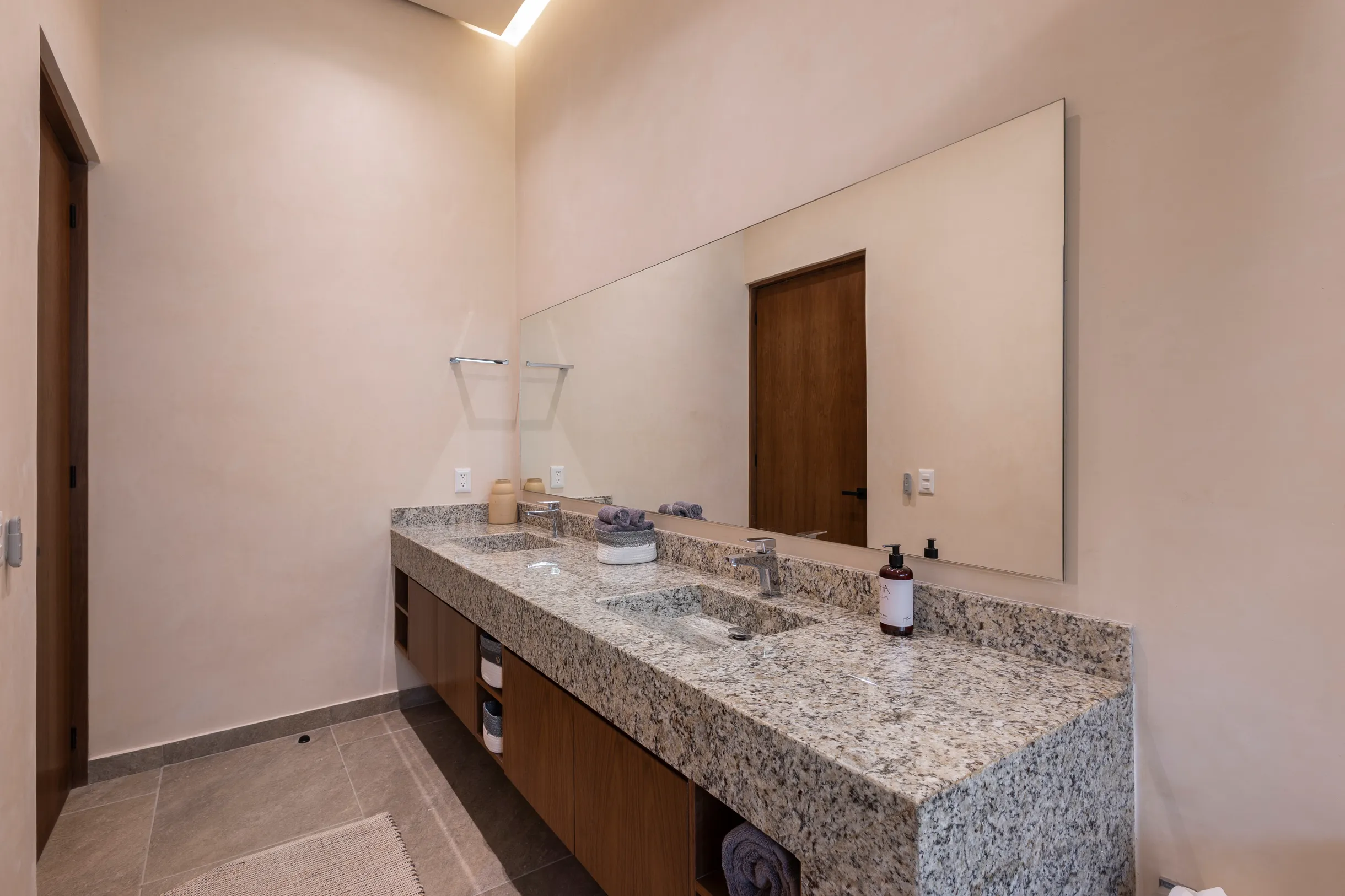 Wander Tulum Escape #9