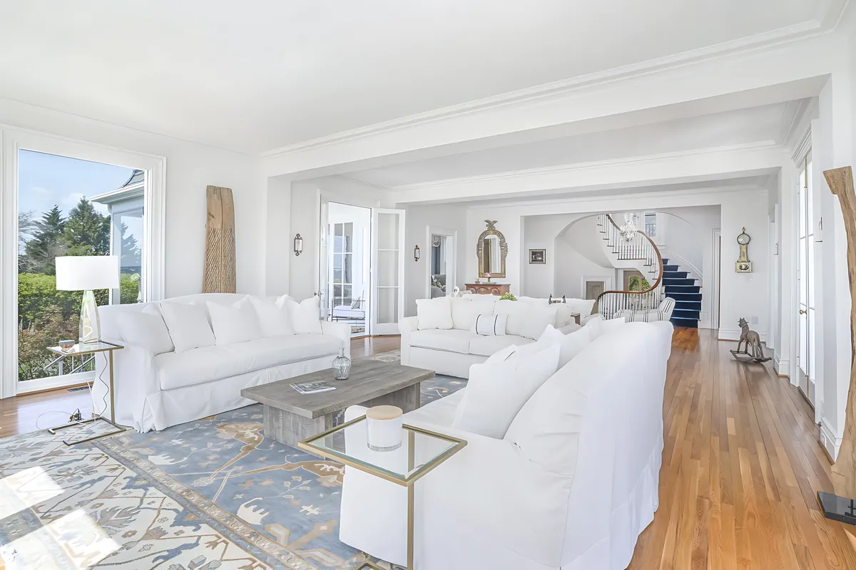 Wander Stonington Peninsula