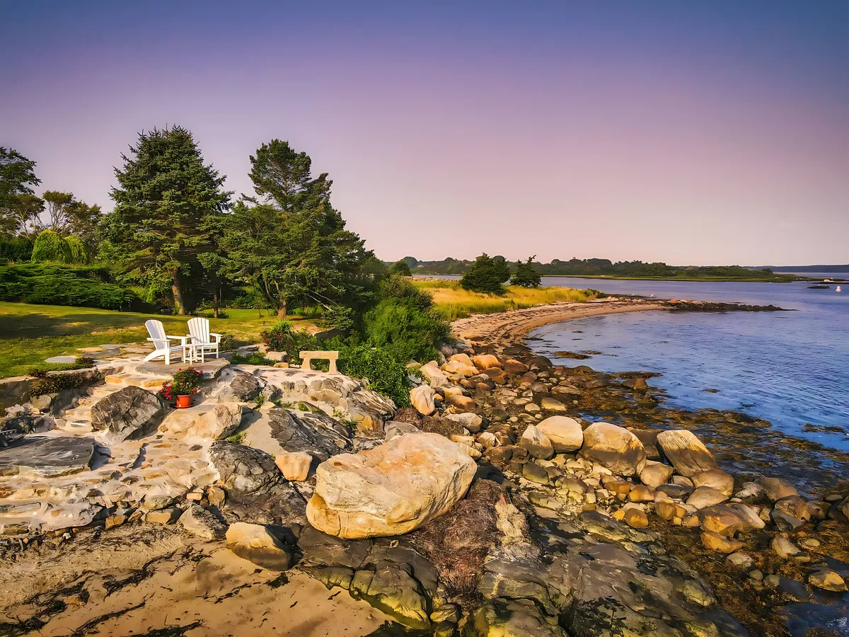 Wander Stonington Peninsula