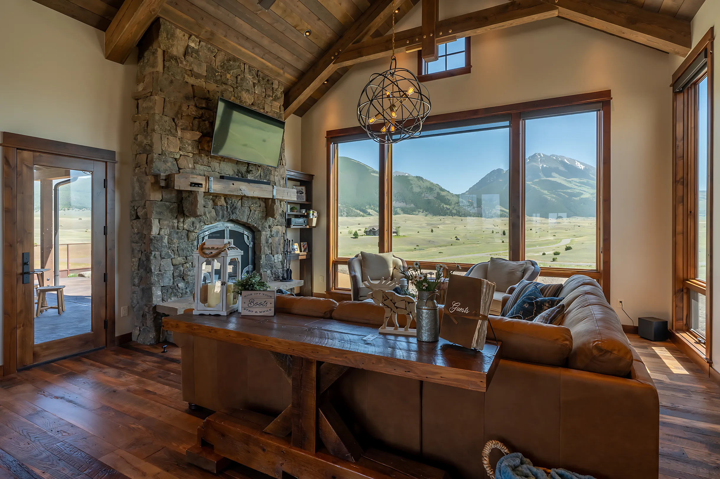 Wander Paradise Valley Peaks #15