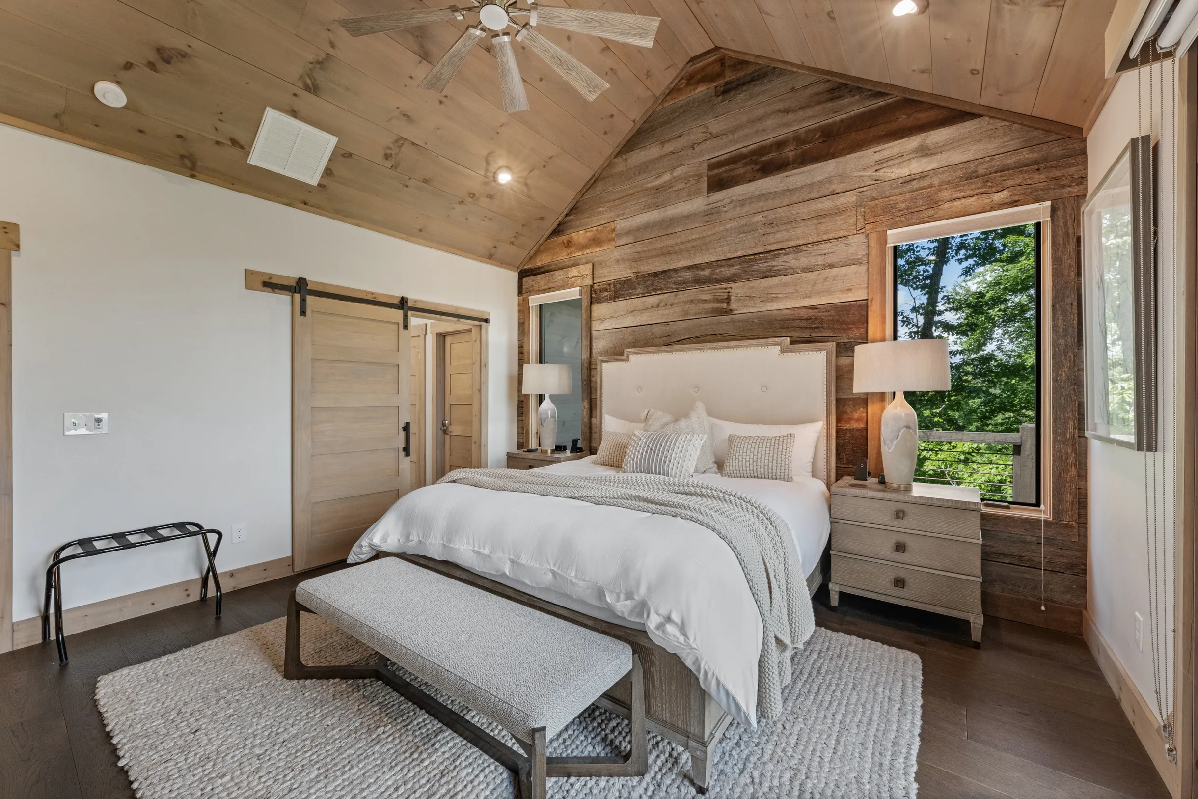 Wander Georgia Bears #37