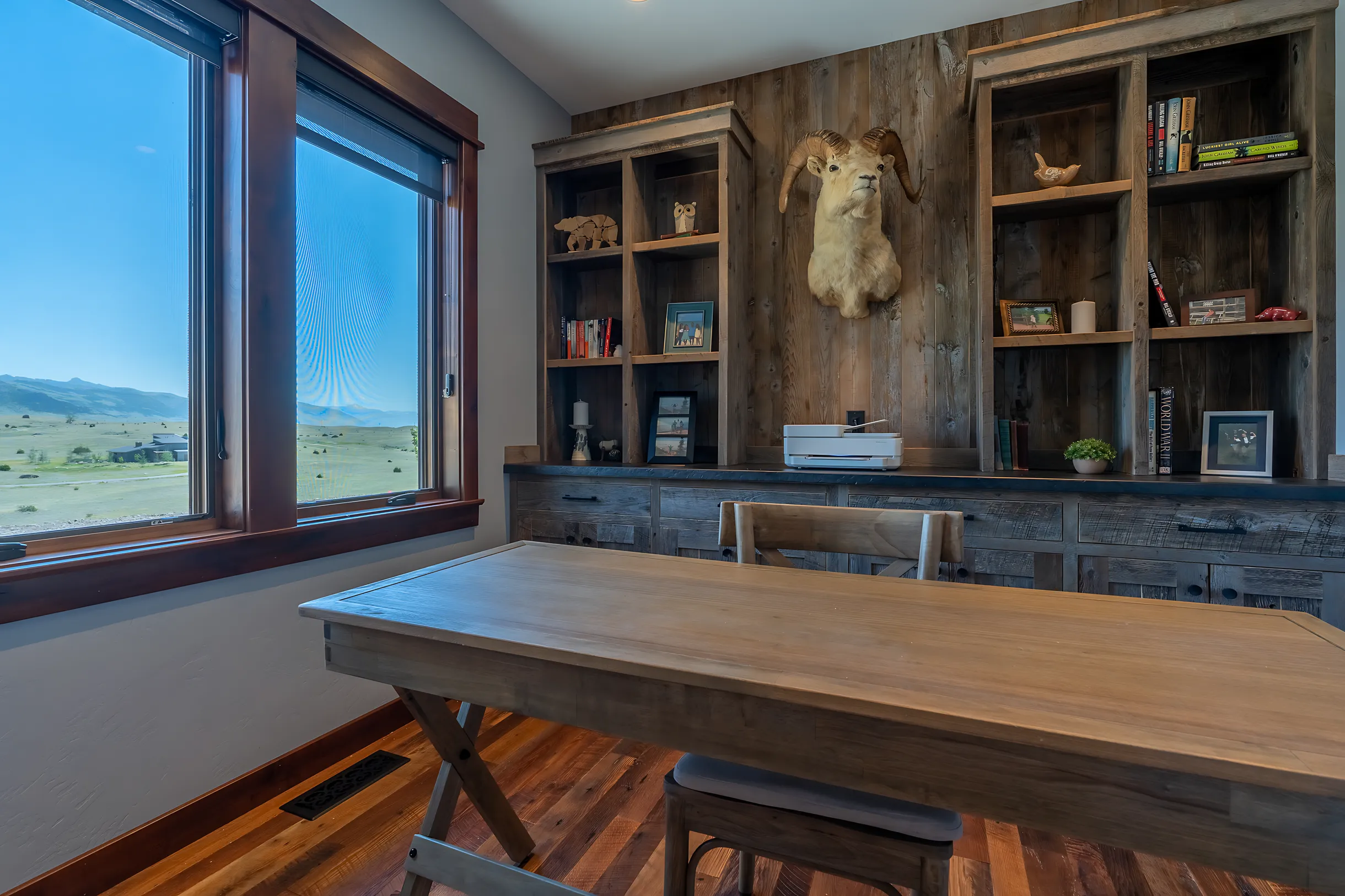 Wander Paradise Valley Peaks #40