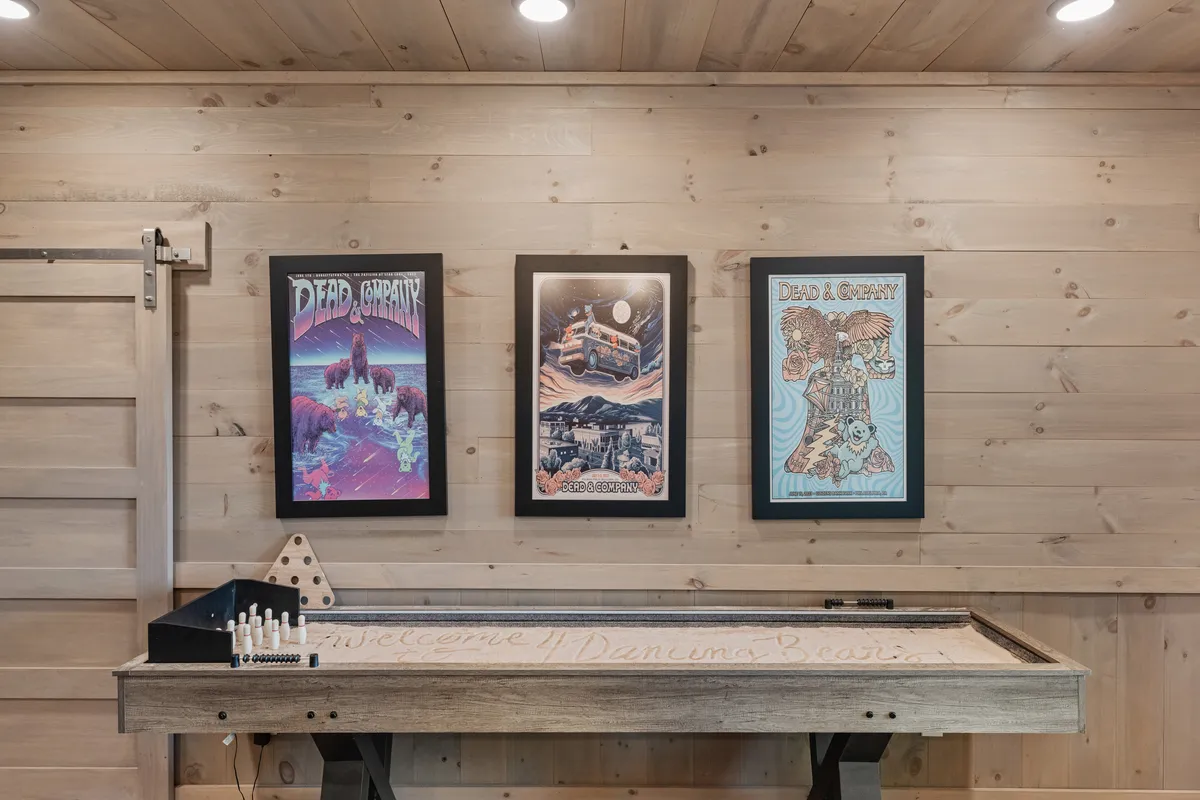 Wander Georgia Bears