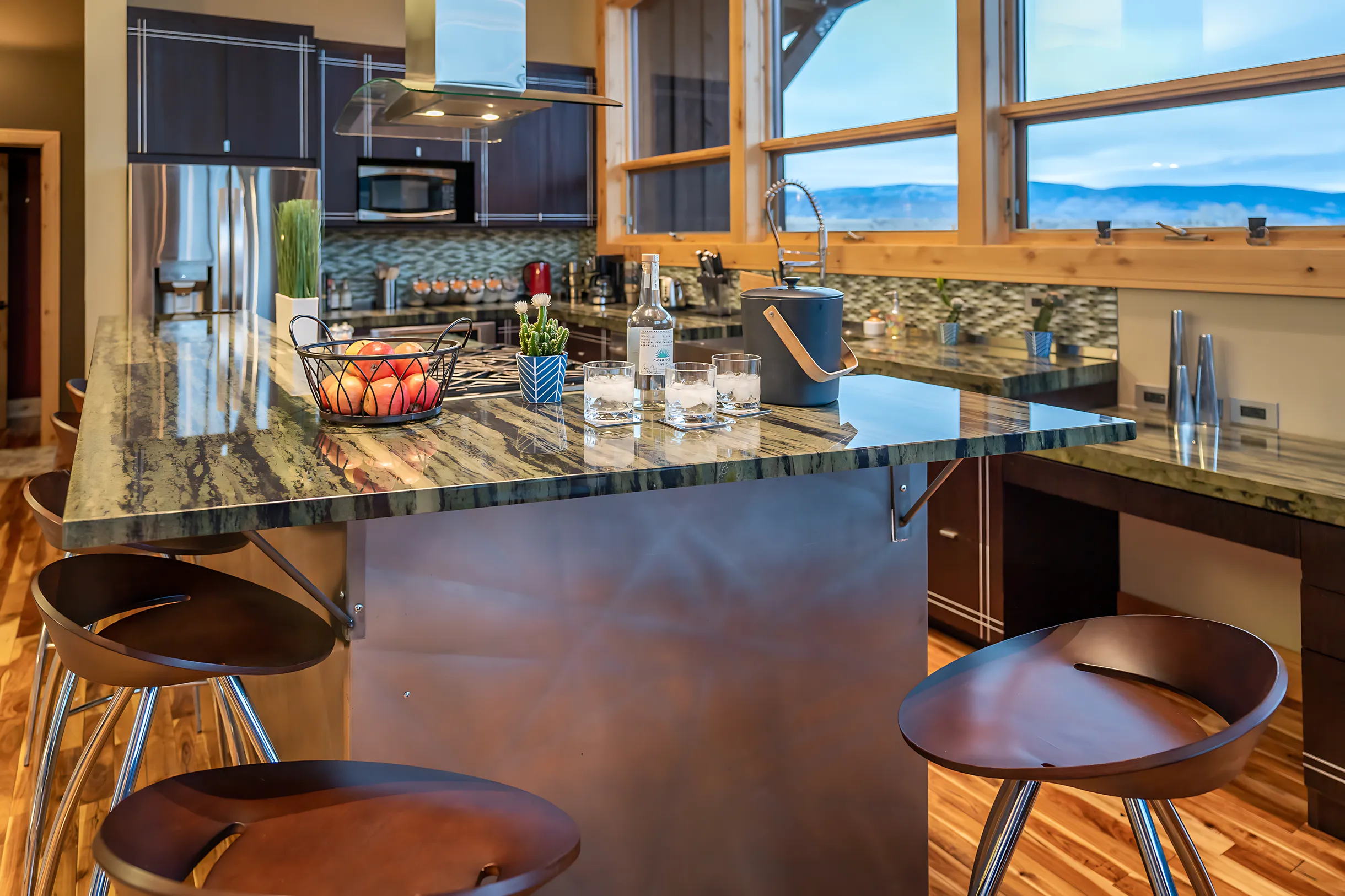 Wander Yellowstone Modern #68