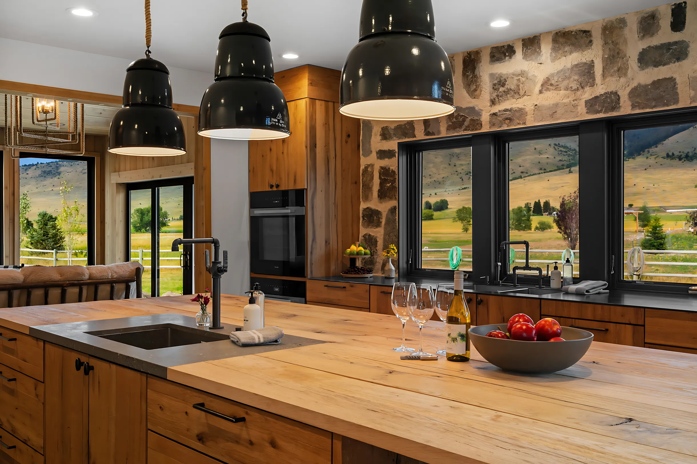 Wander Livingston Creek #140