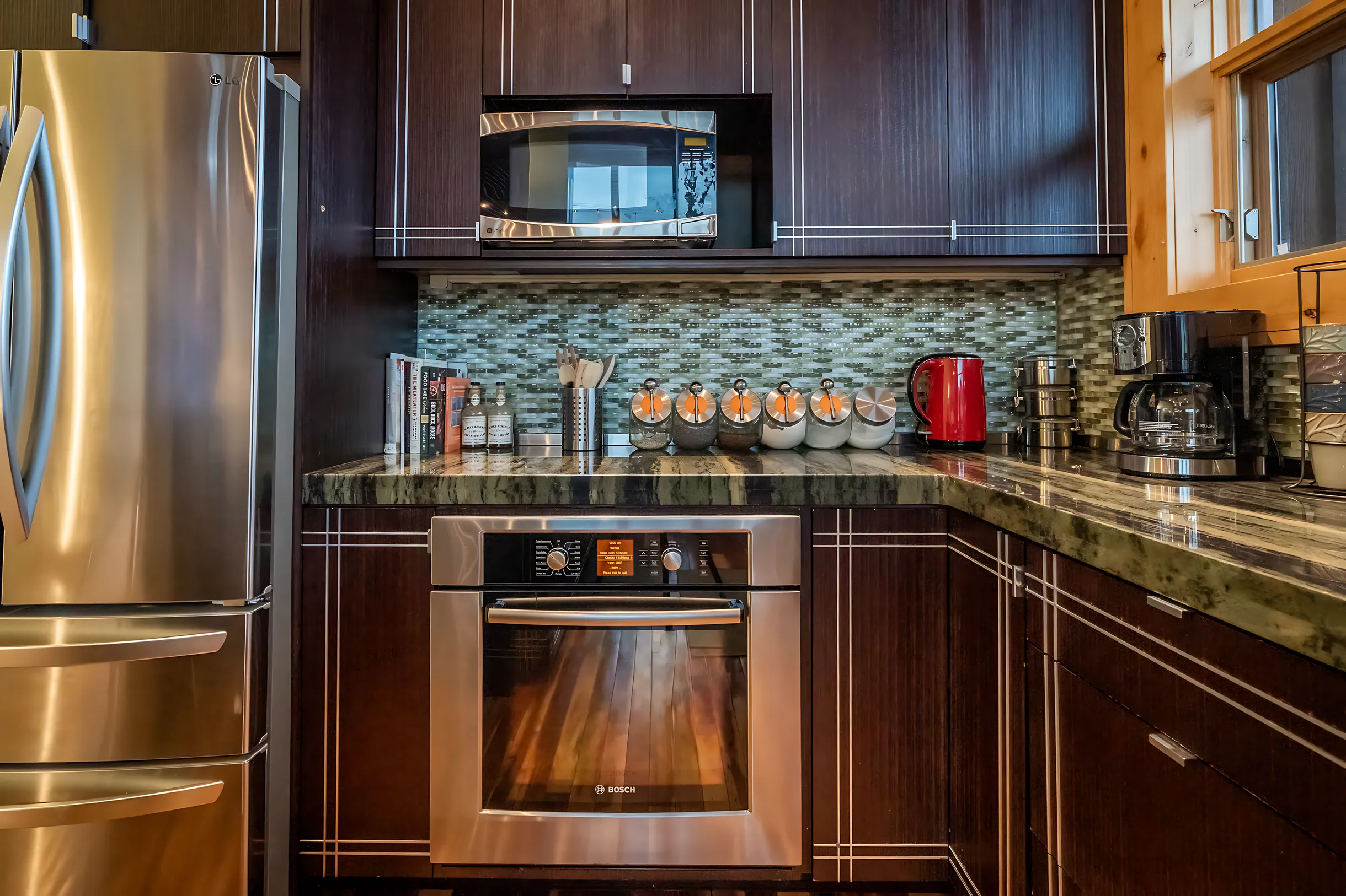 Wander Yellowstone Modern #23