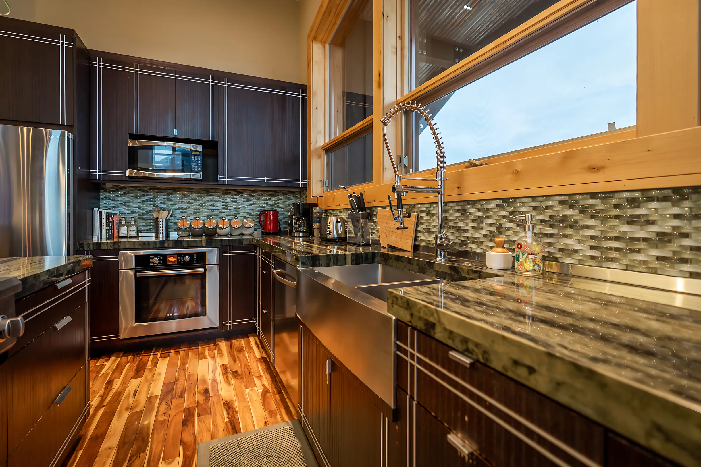 Wander Yellowstone Modern #71