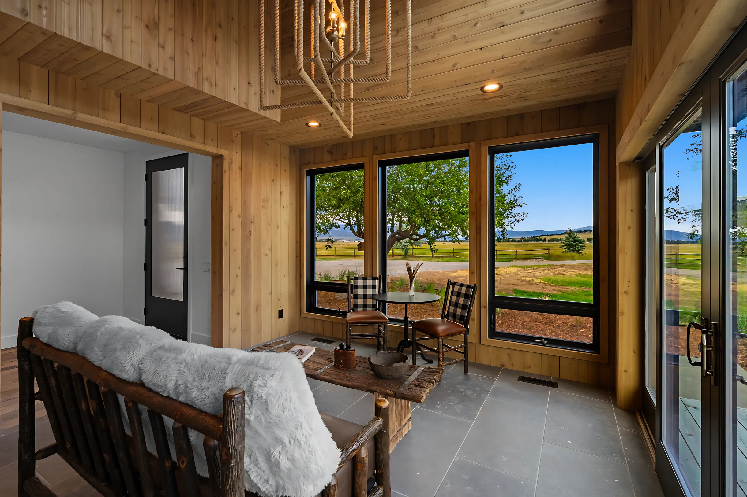 Wander Livingston Creek #32