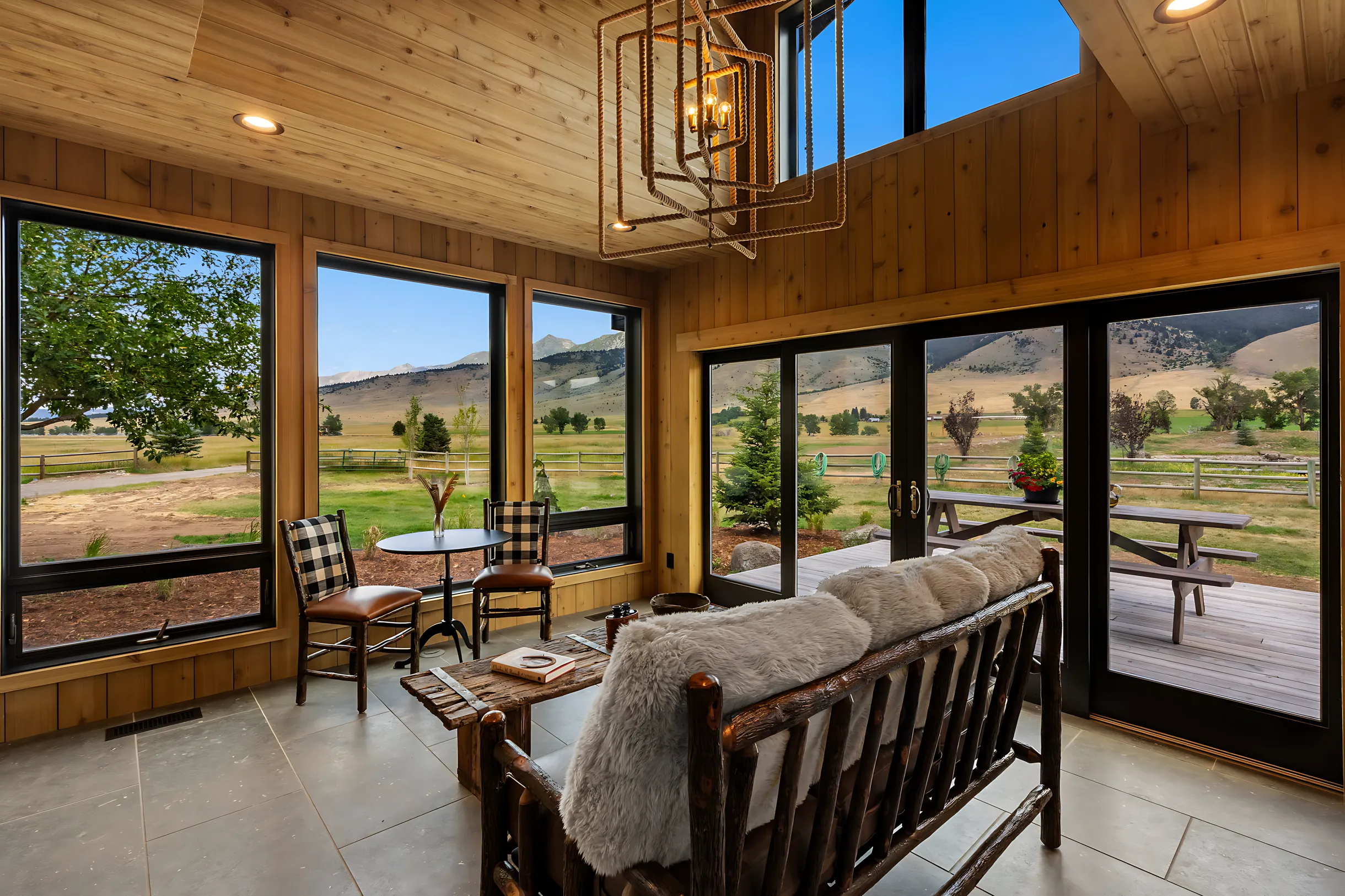 Wander Livingston Creek #73