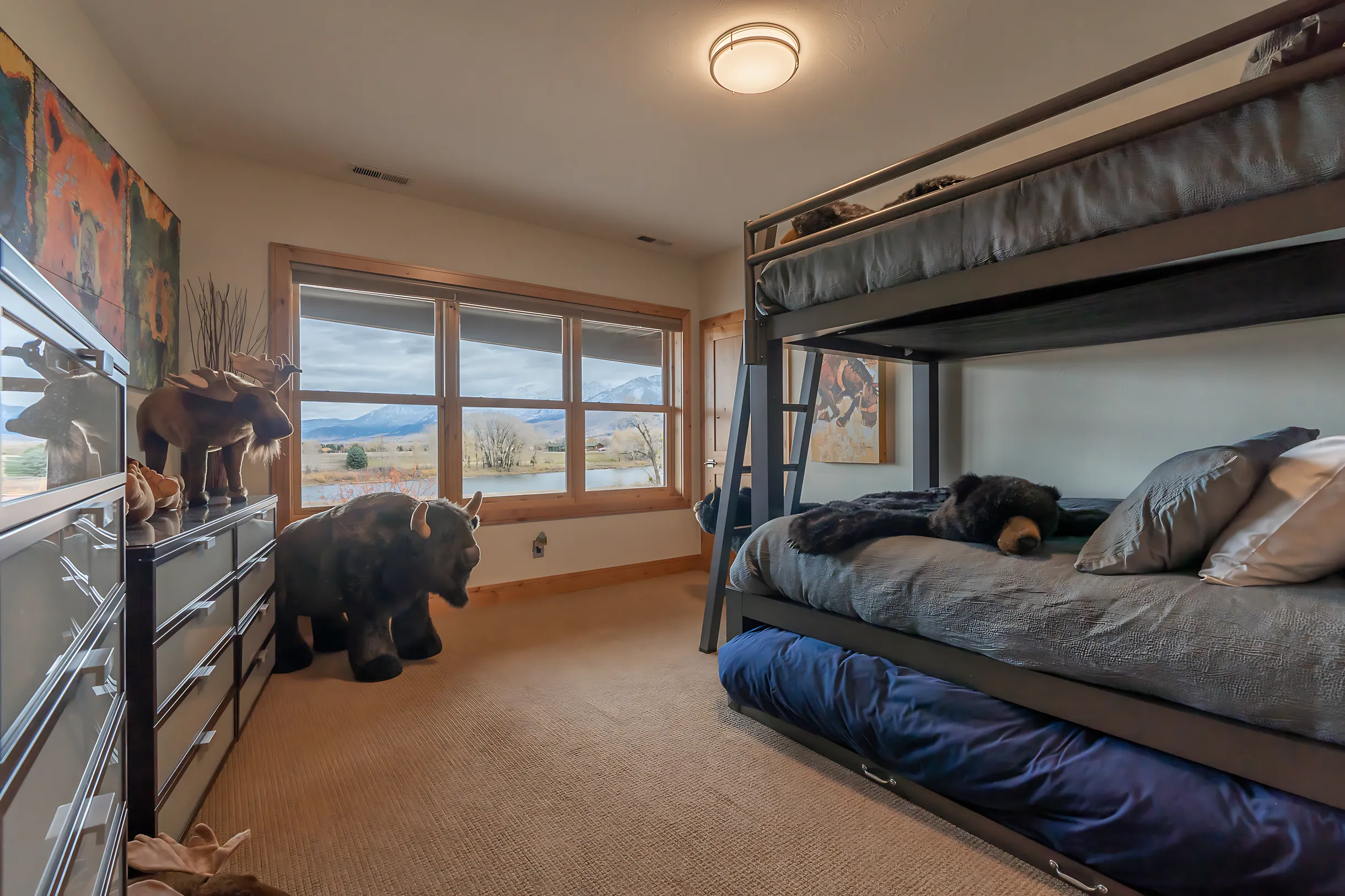 Wander Yellowstone Modern #12