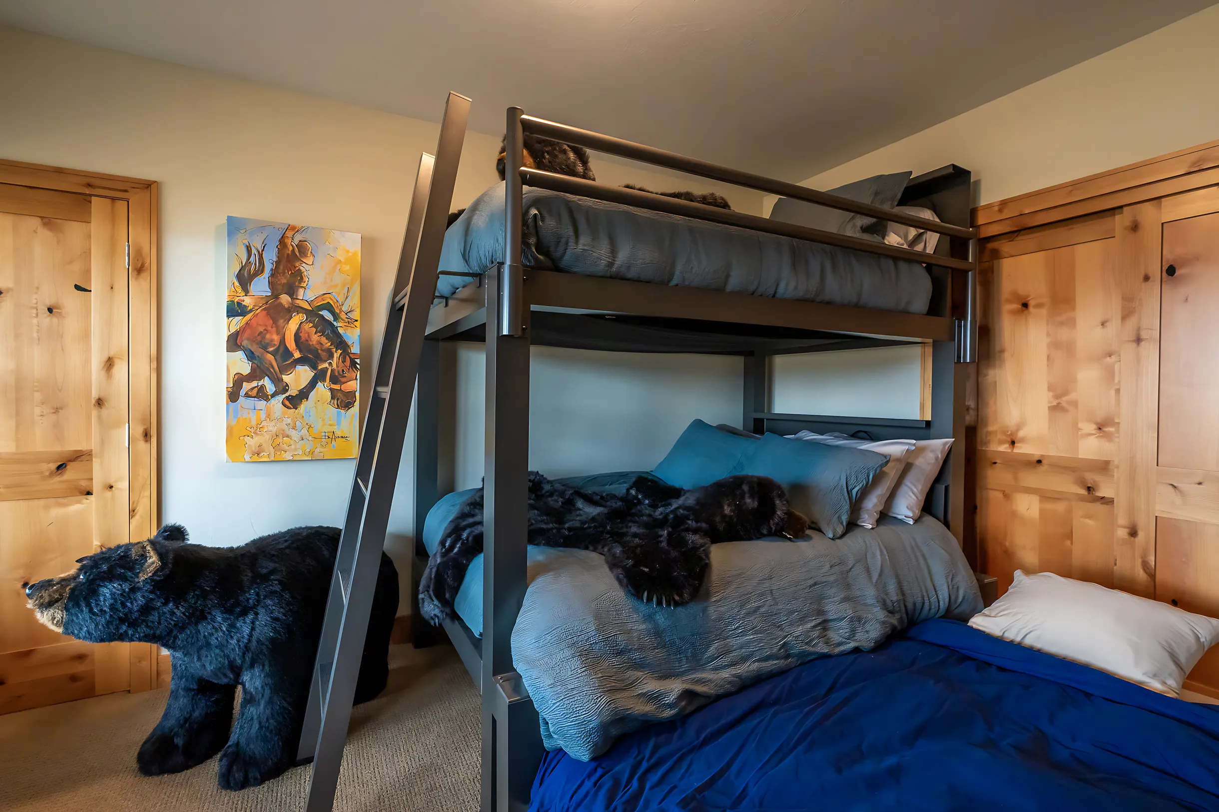 Wander Yellowstone Modern #53