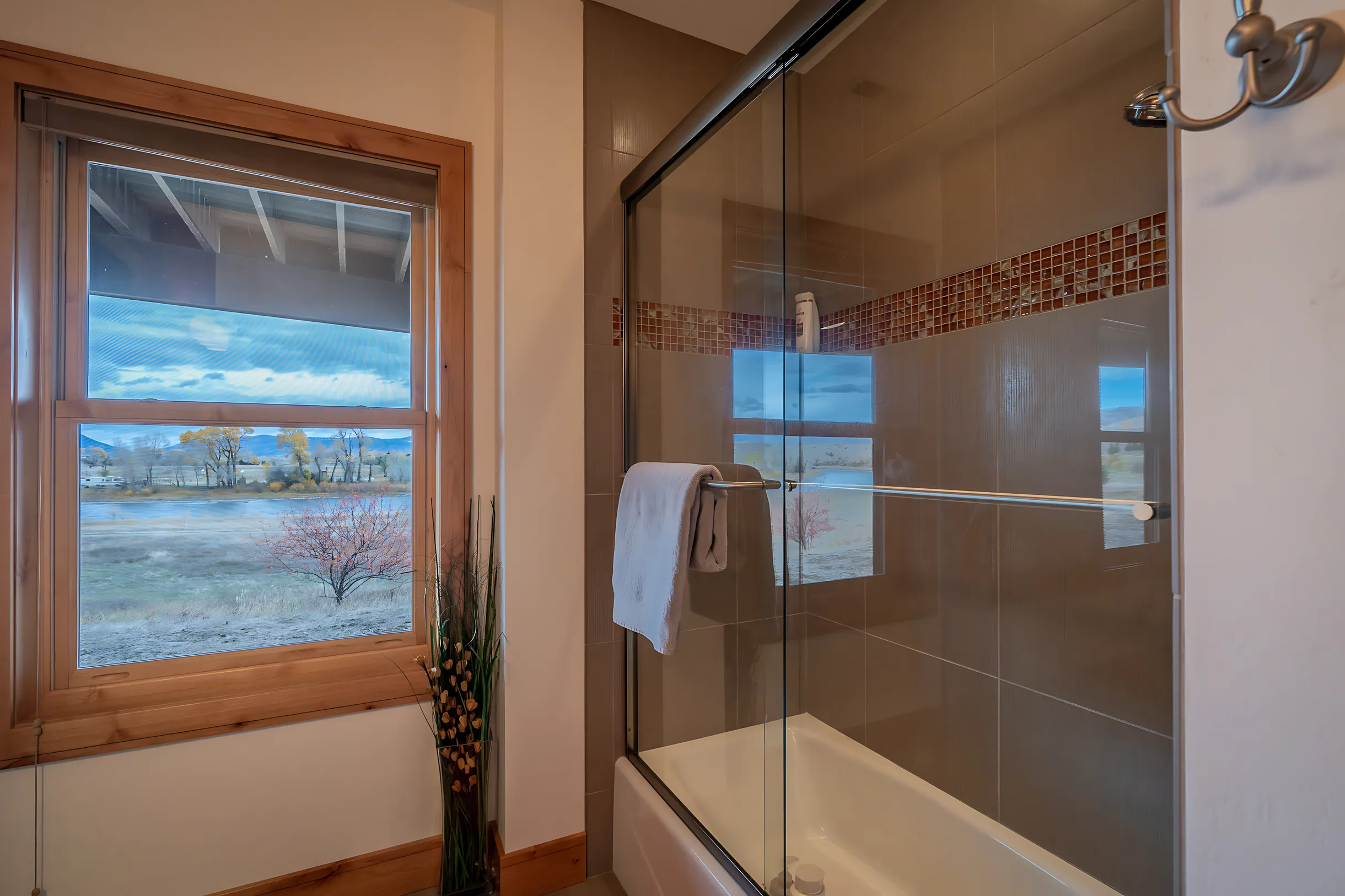 Wander Yellowstone Modern #30