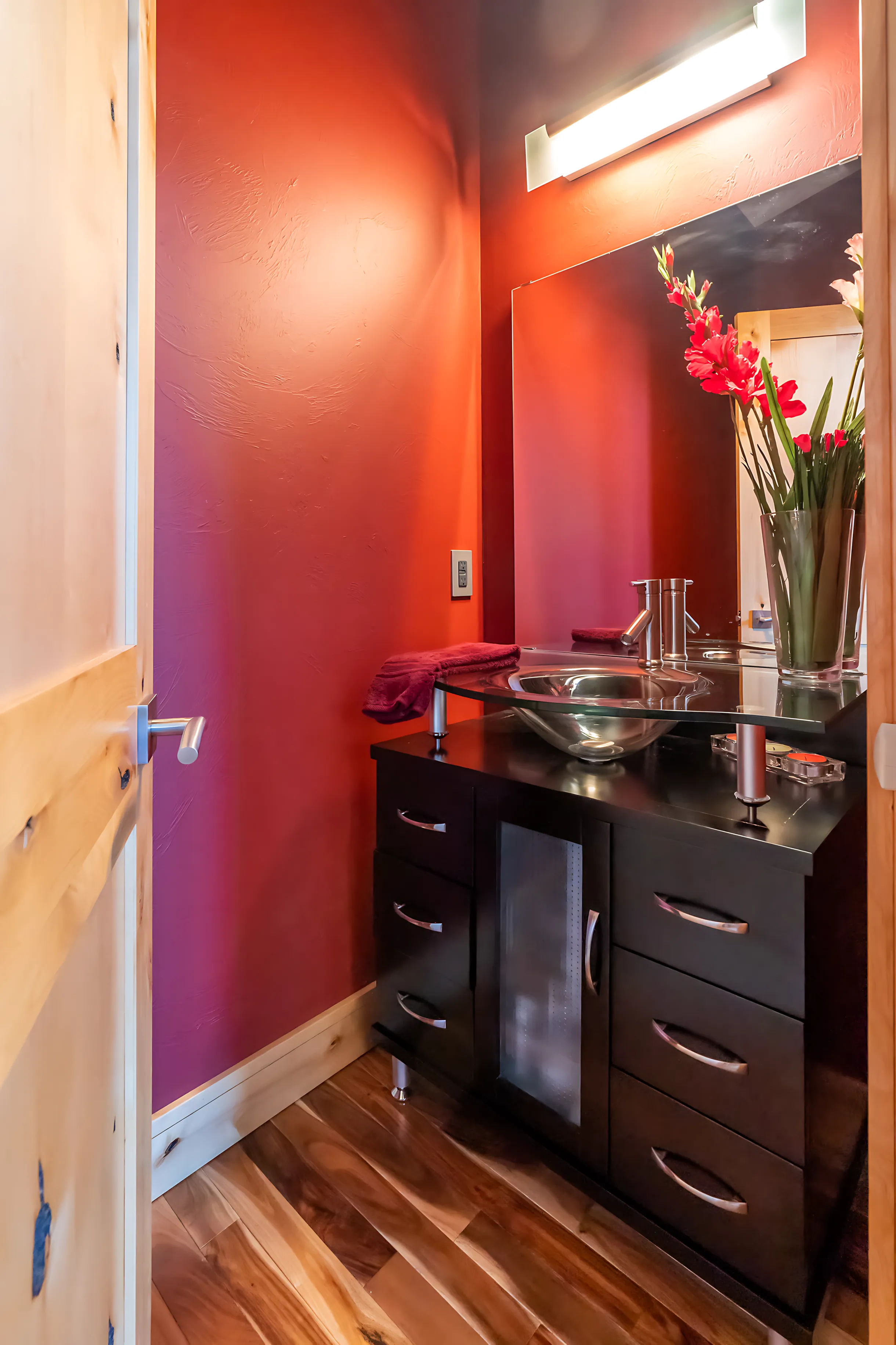 Wander Yellowstone Modern #16