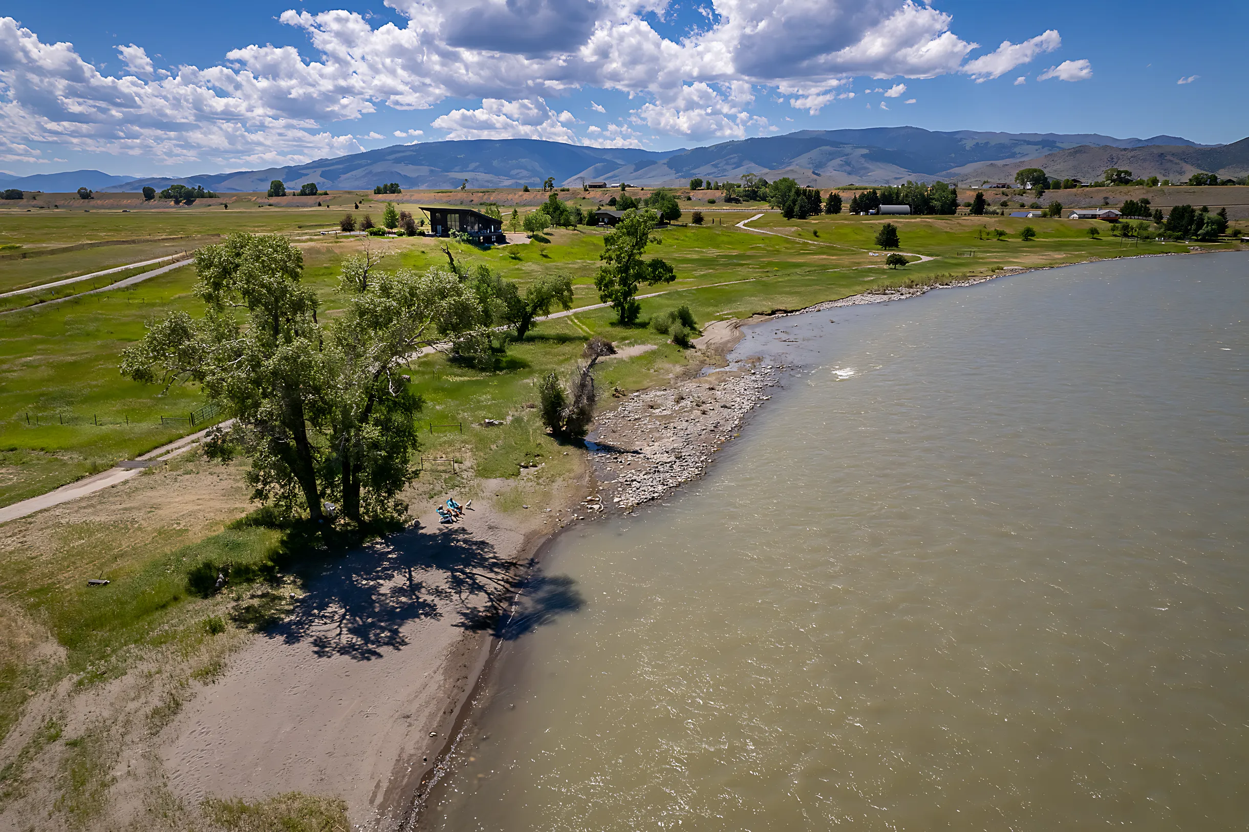 Wander Yellowstone Modern #66