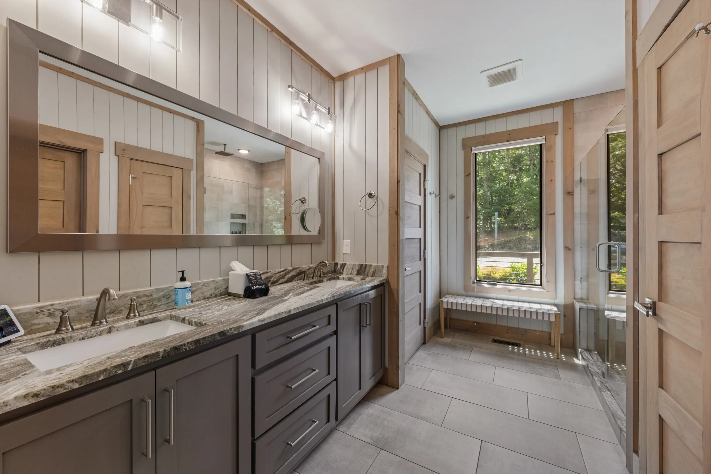 Wander Georgia Bears #31