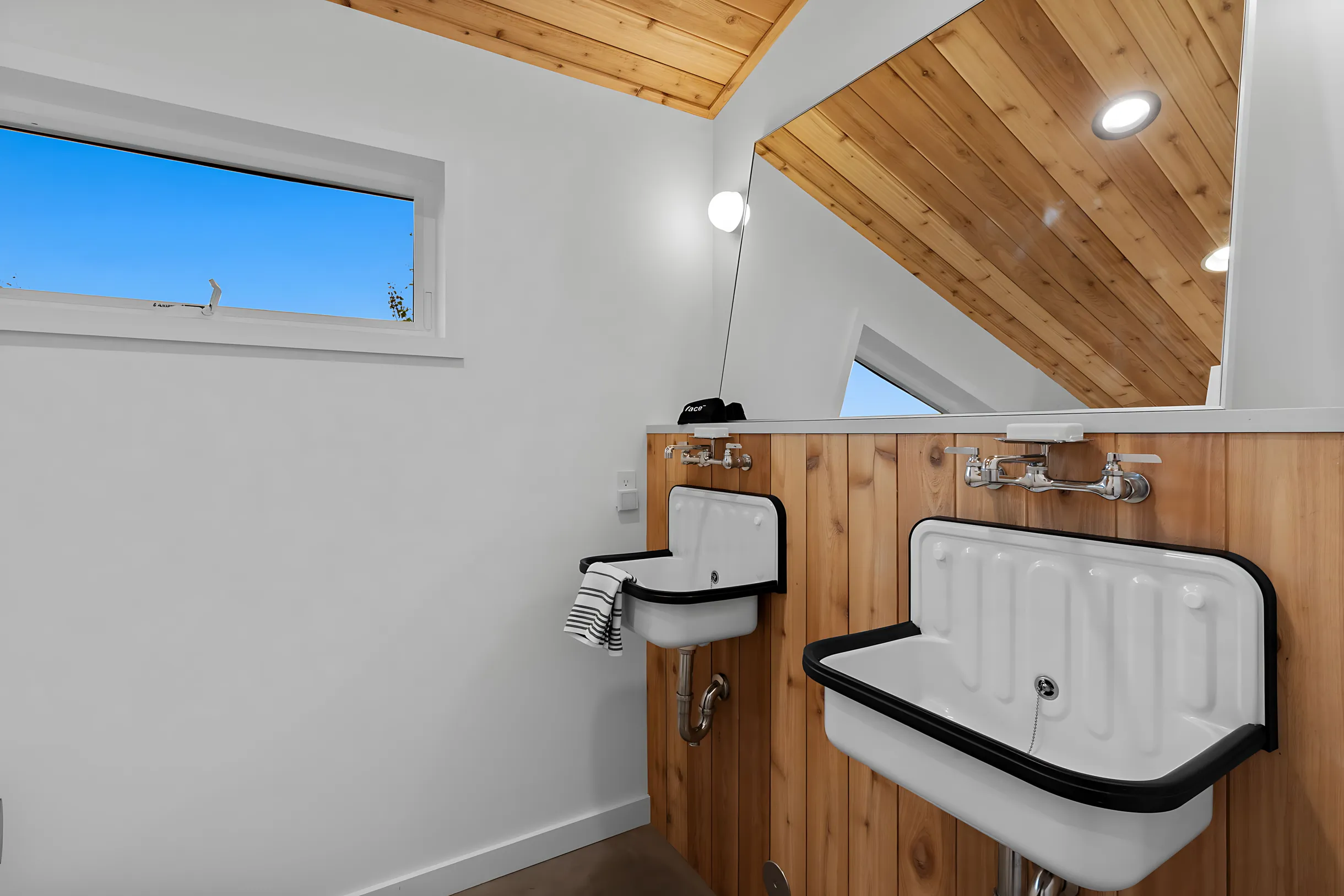 Wander Livingston Creek #78