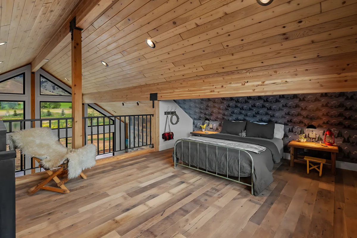 Common Area 2 image