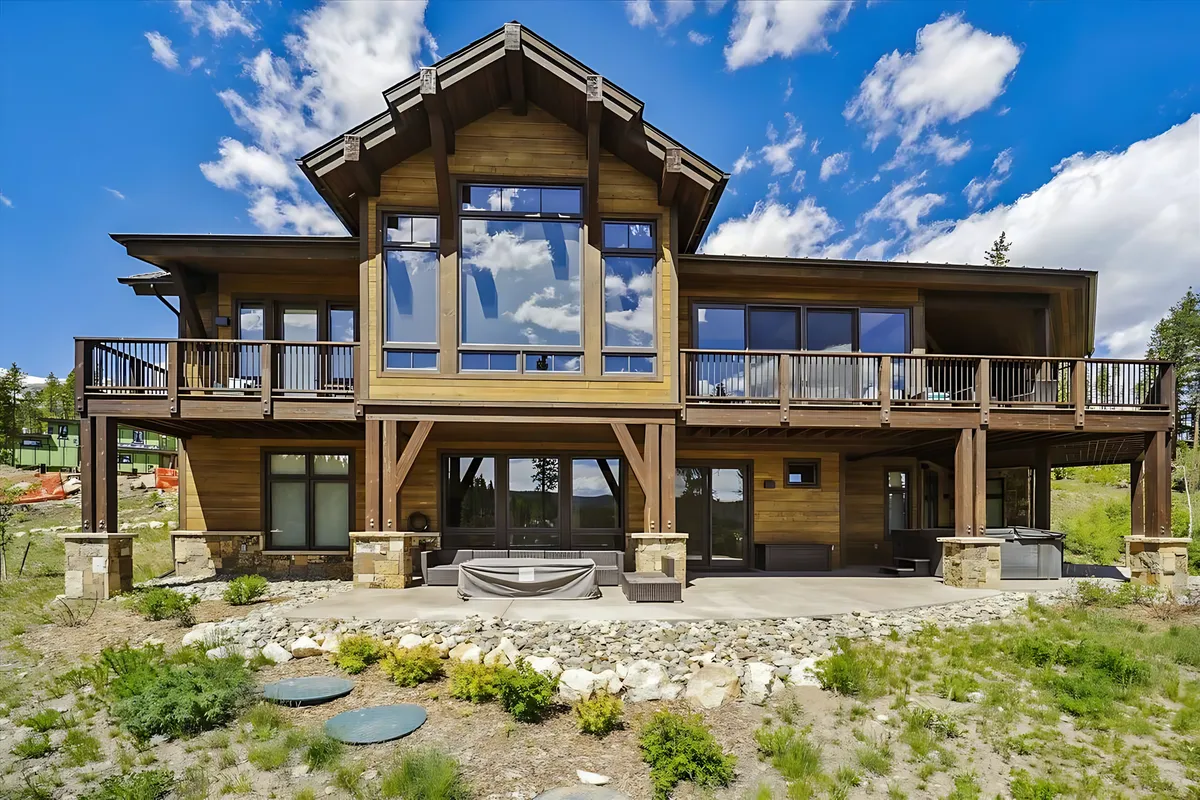 Wander Breckenridge Creek