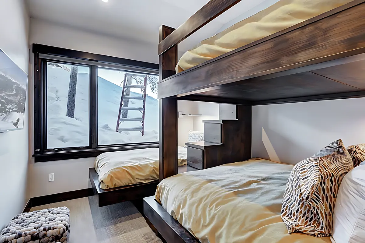 Bedroom 4 image