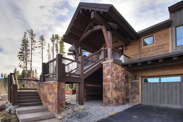 Wander Breckenridge Pinnacle