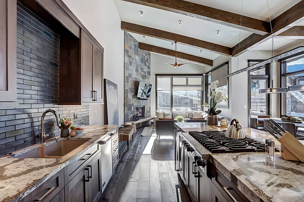 Wander Breckenridge Peaks