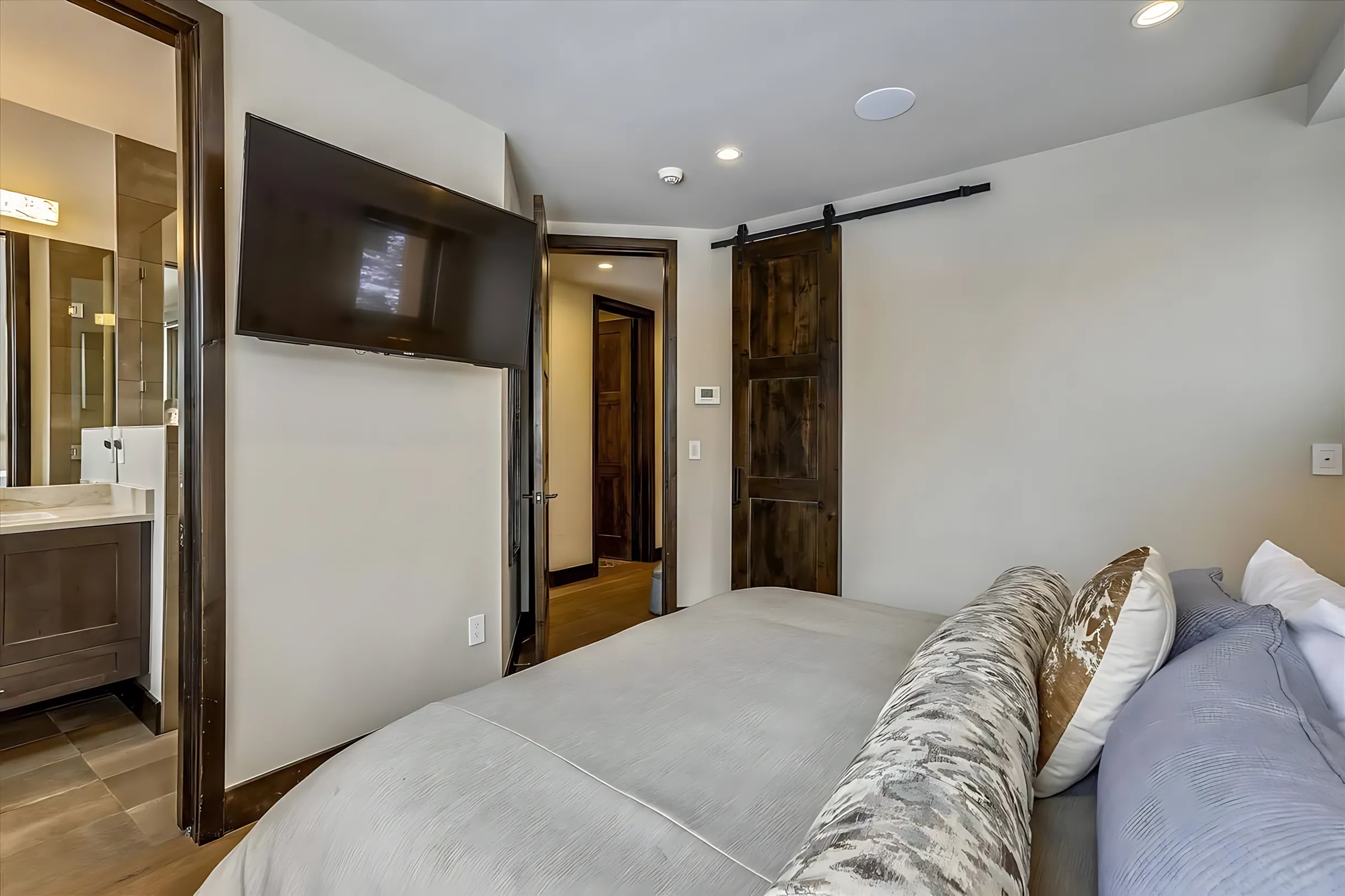 Wander Breckenridge Pines #33