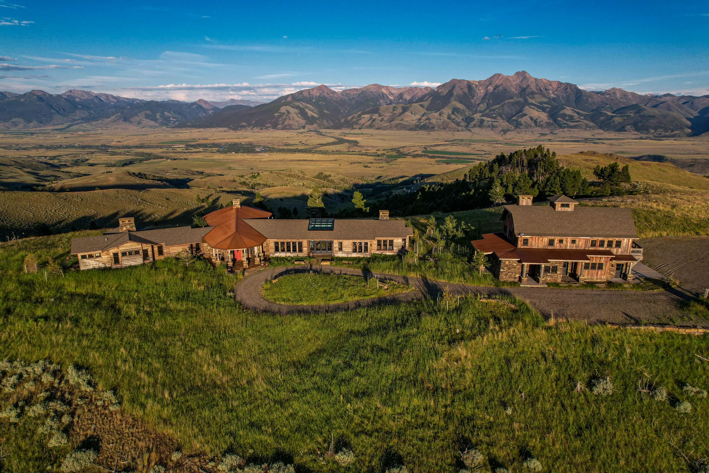 Wander Yellowstone Summit #4