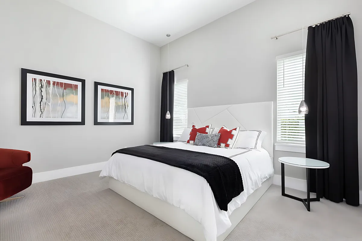 Bedroom 7 image