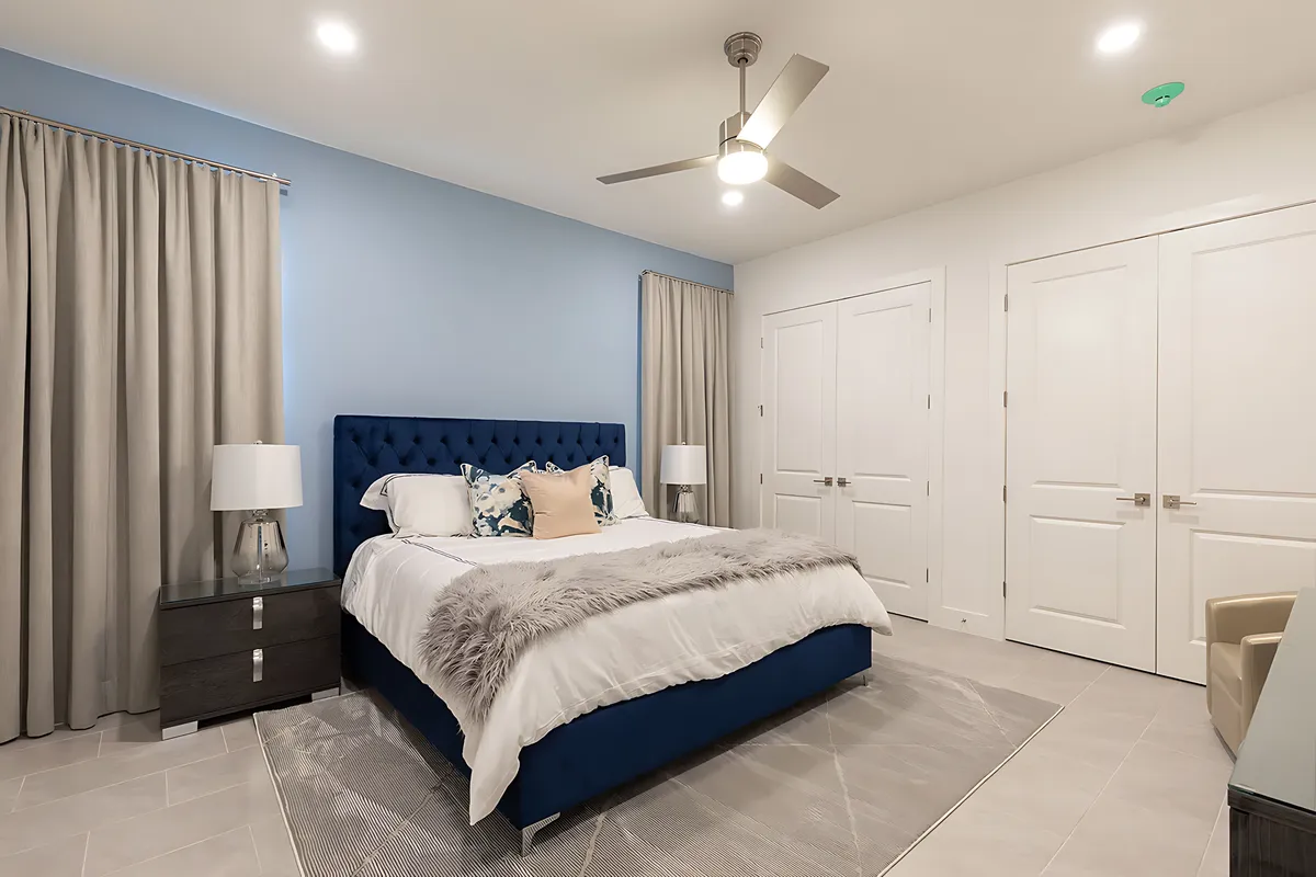 Bedroom 6 image