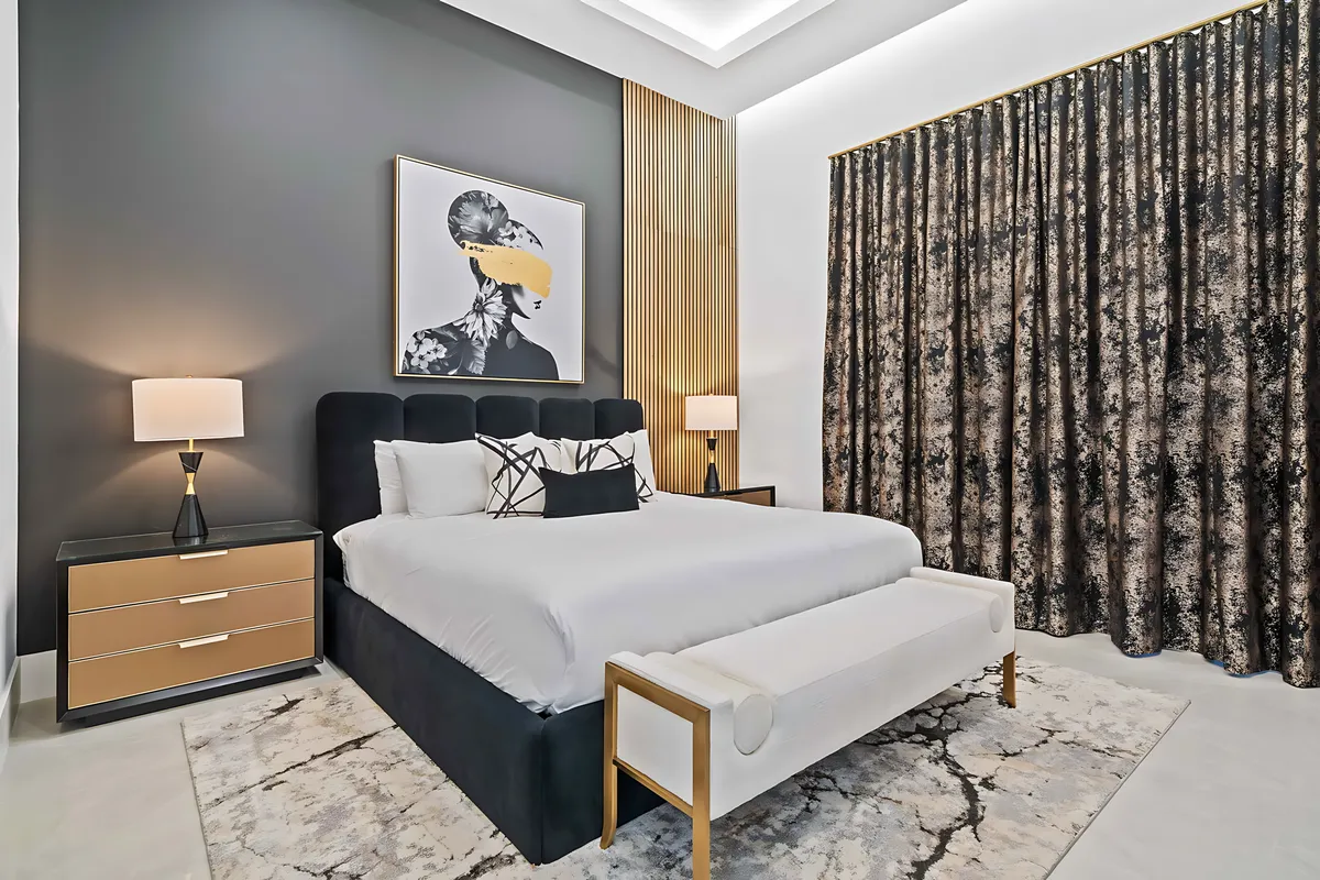 Bedroom 6 image
