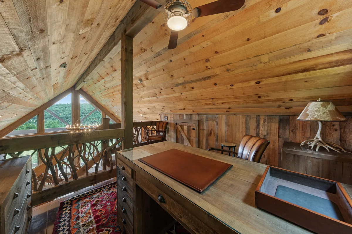 Wander Georgia Woods