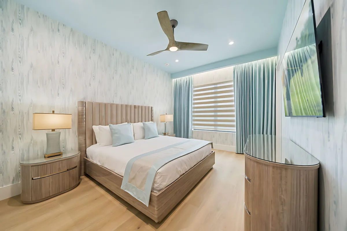 Bedroom 5 image