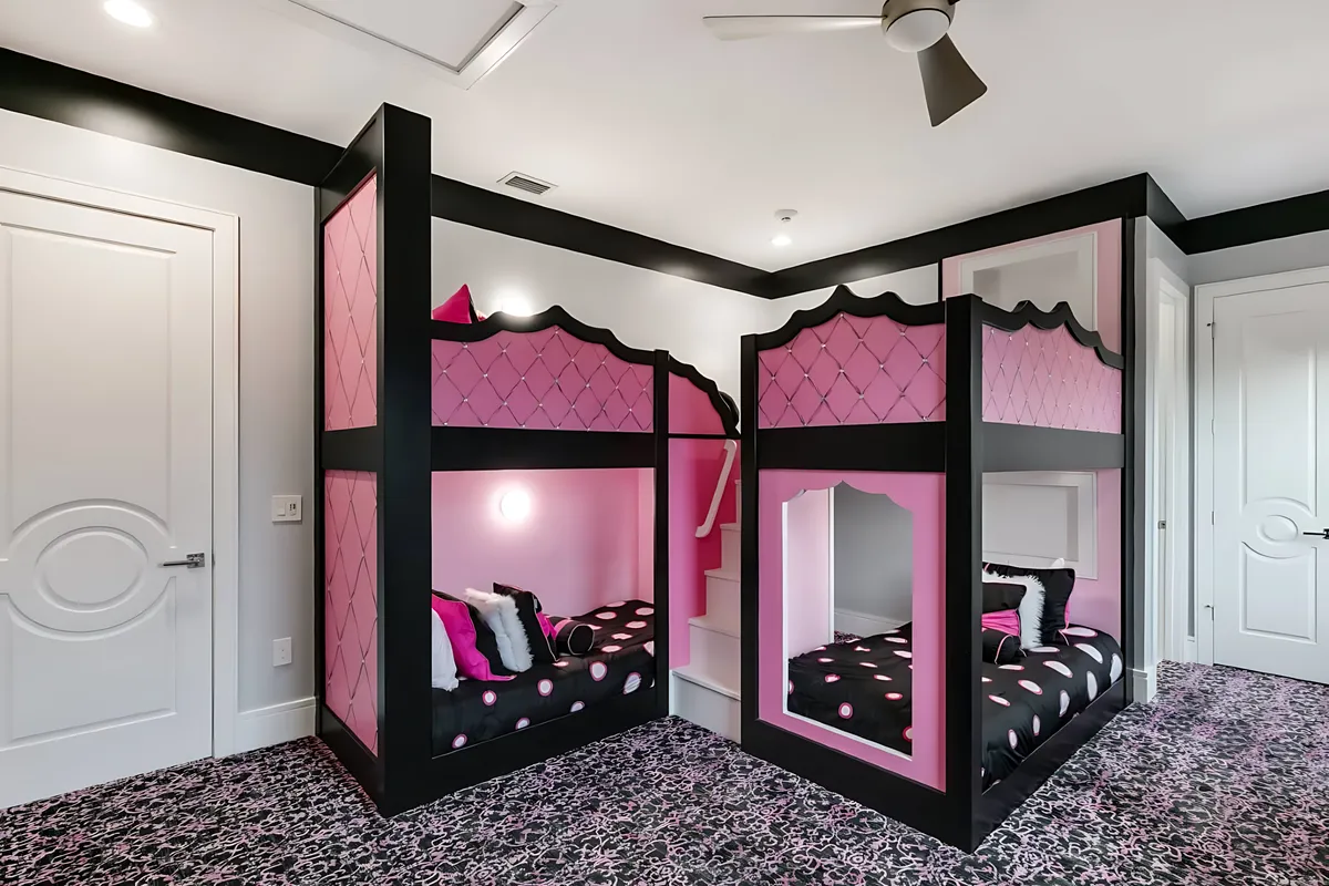 Bunk Bedroom 2 image
