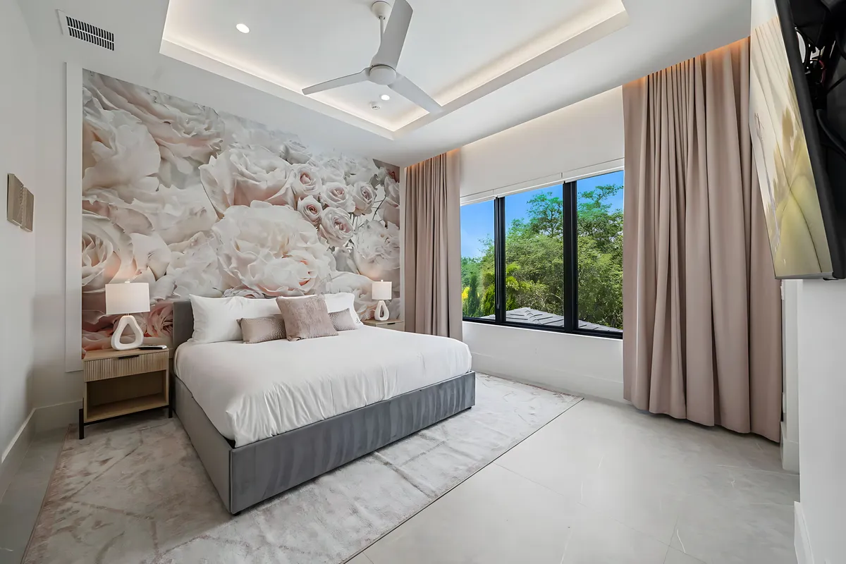 Bedroom 6 image