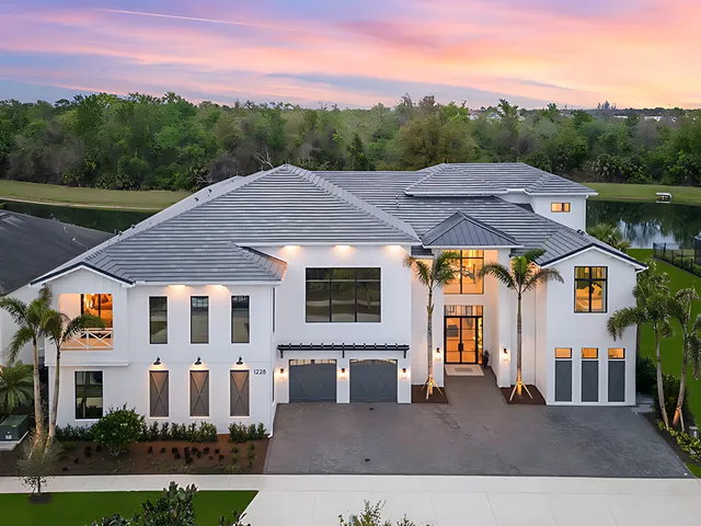 Wander Orlando Estate