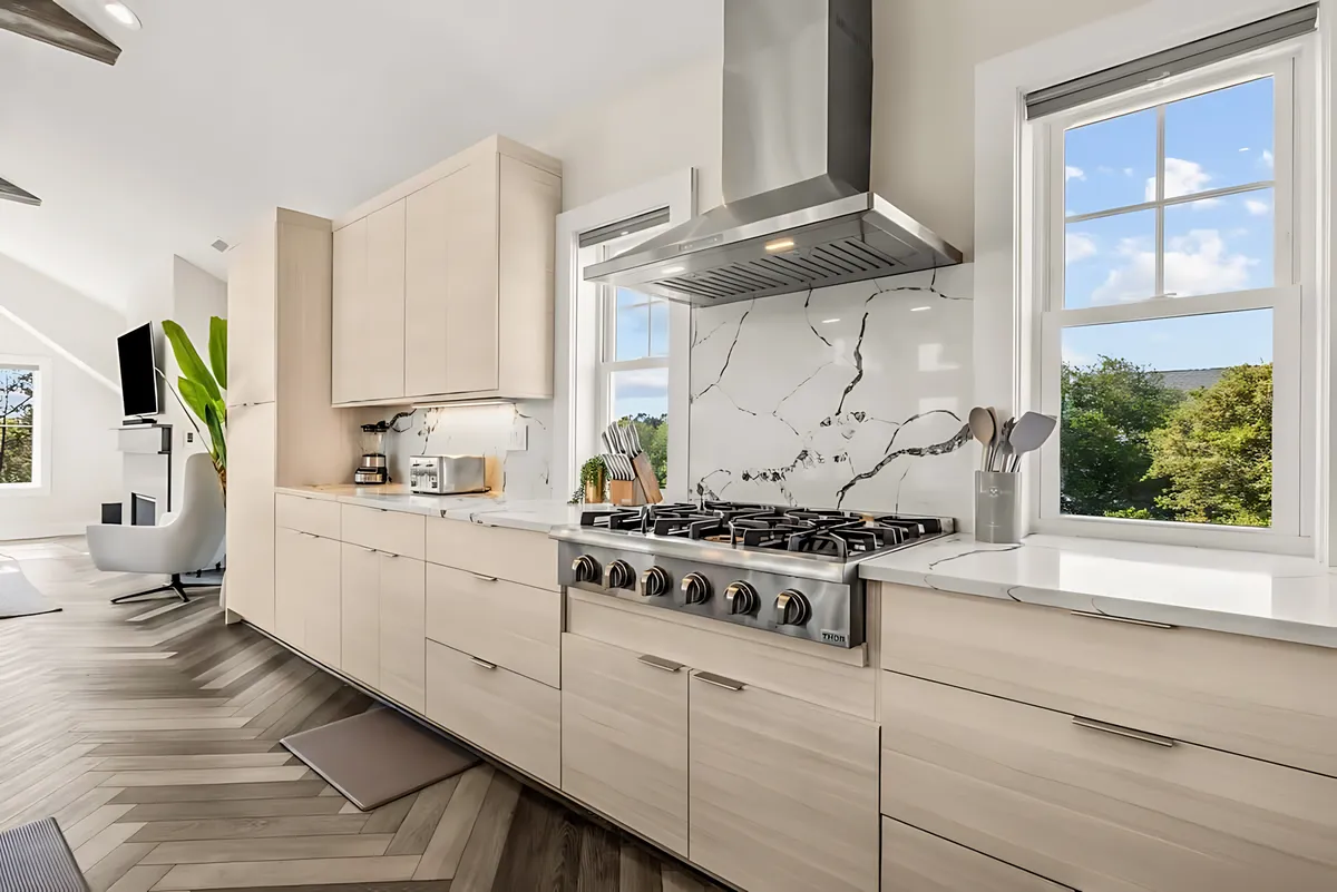 Wander Corolla Modern