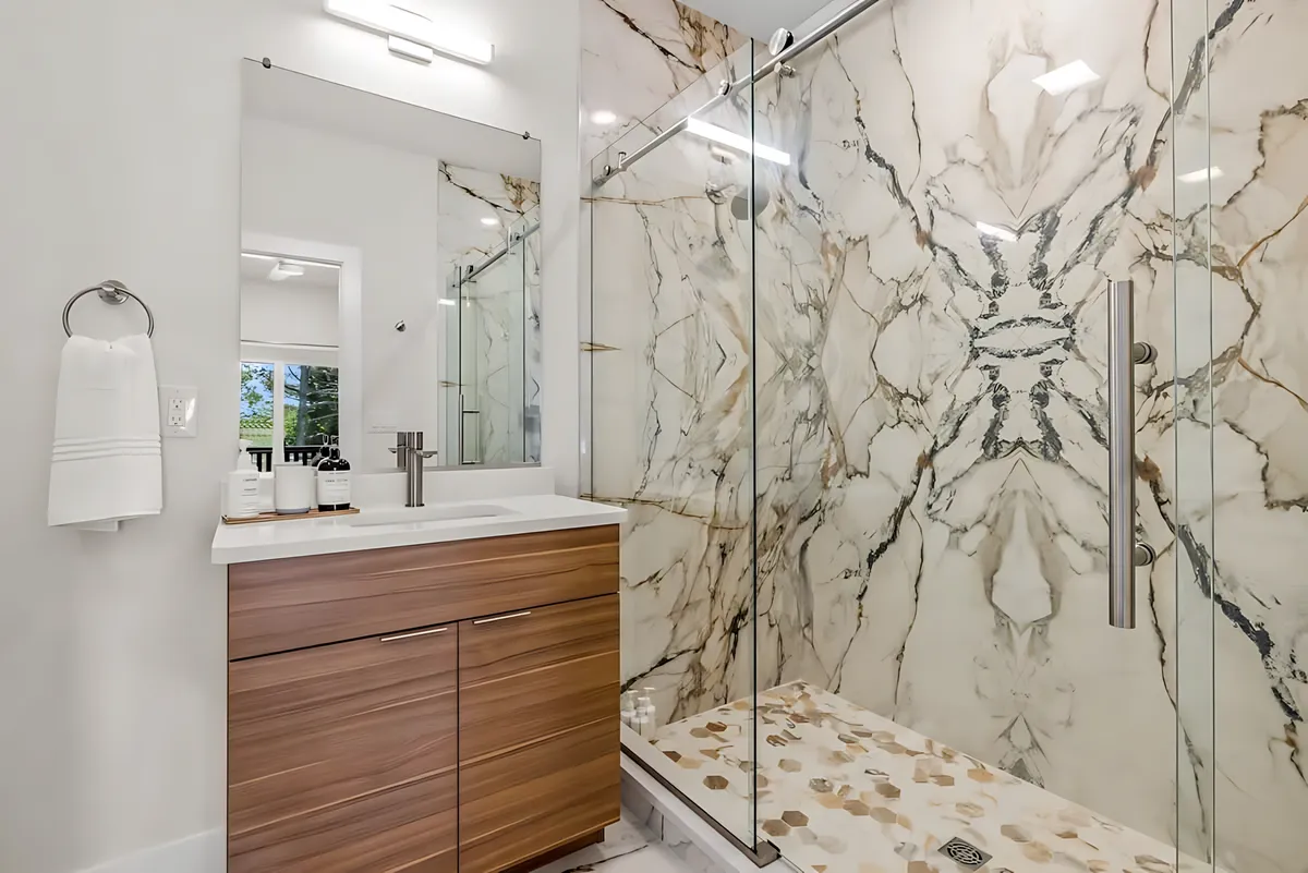 Wander Corolla Modern