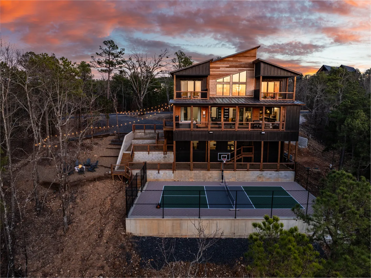 Wander Broken Bow Range