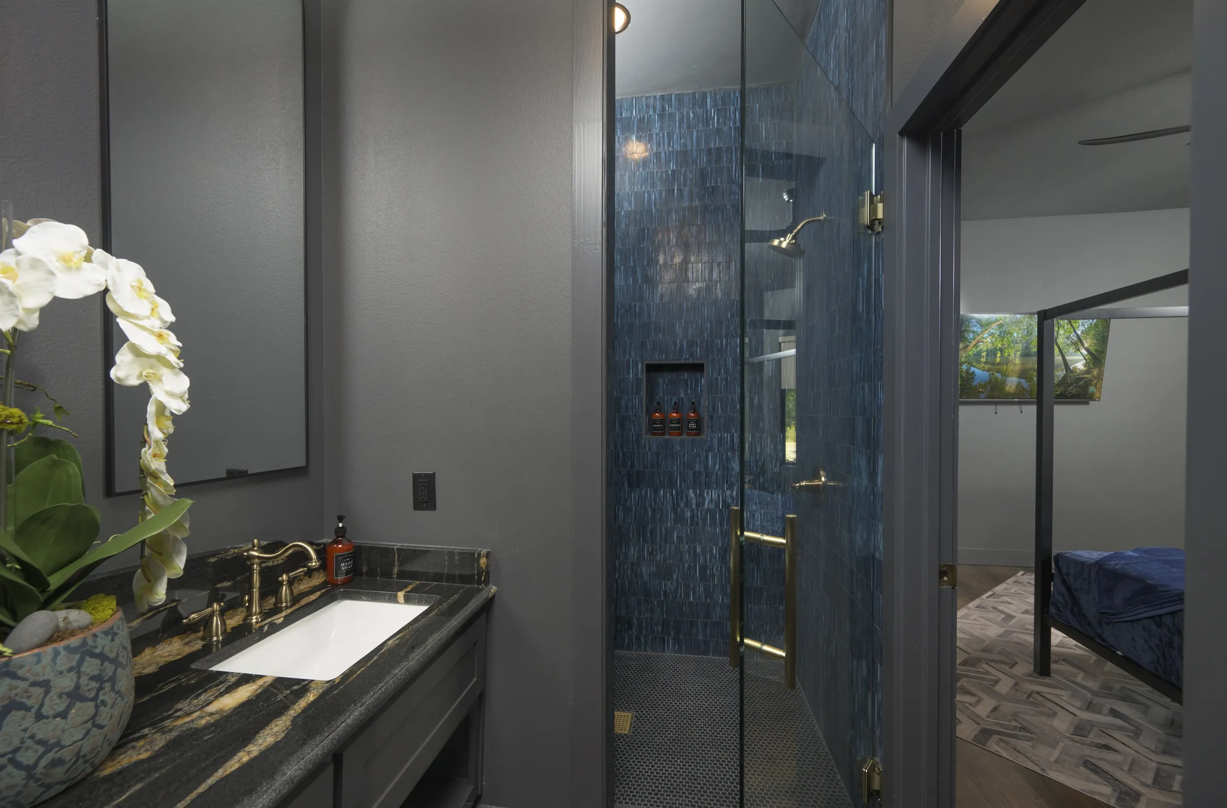 Wander Broken Bow Castle #52