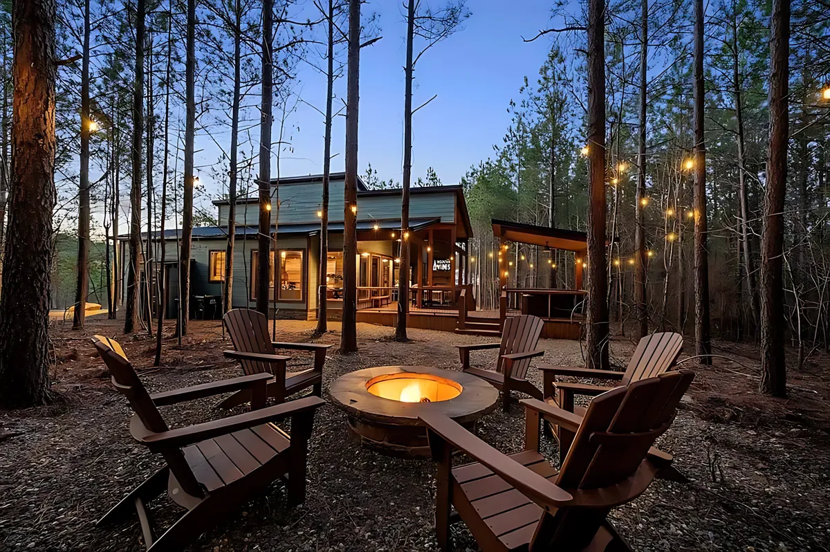 Wander Broken Bow Mountain