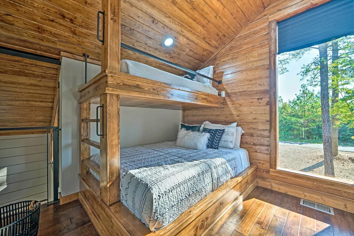 Bedroom 3 image