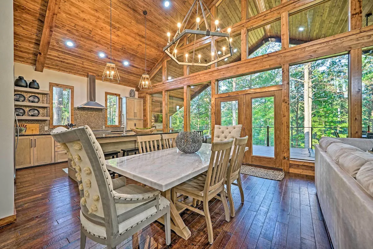 Wander Broken Bow Cabin