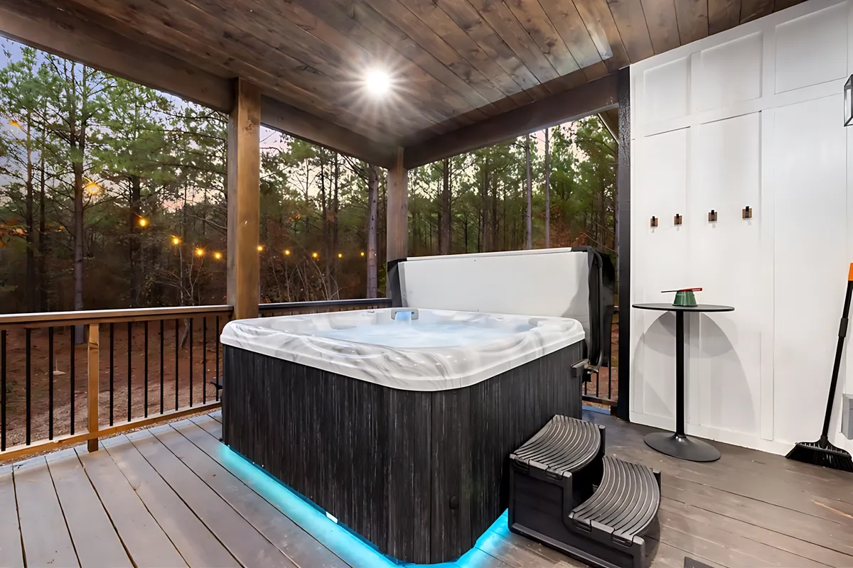 Wander Broken Bow Evergreen #4