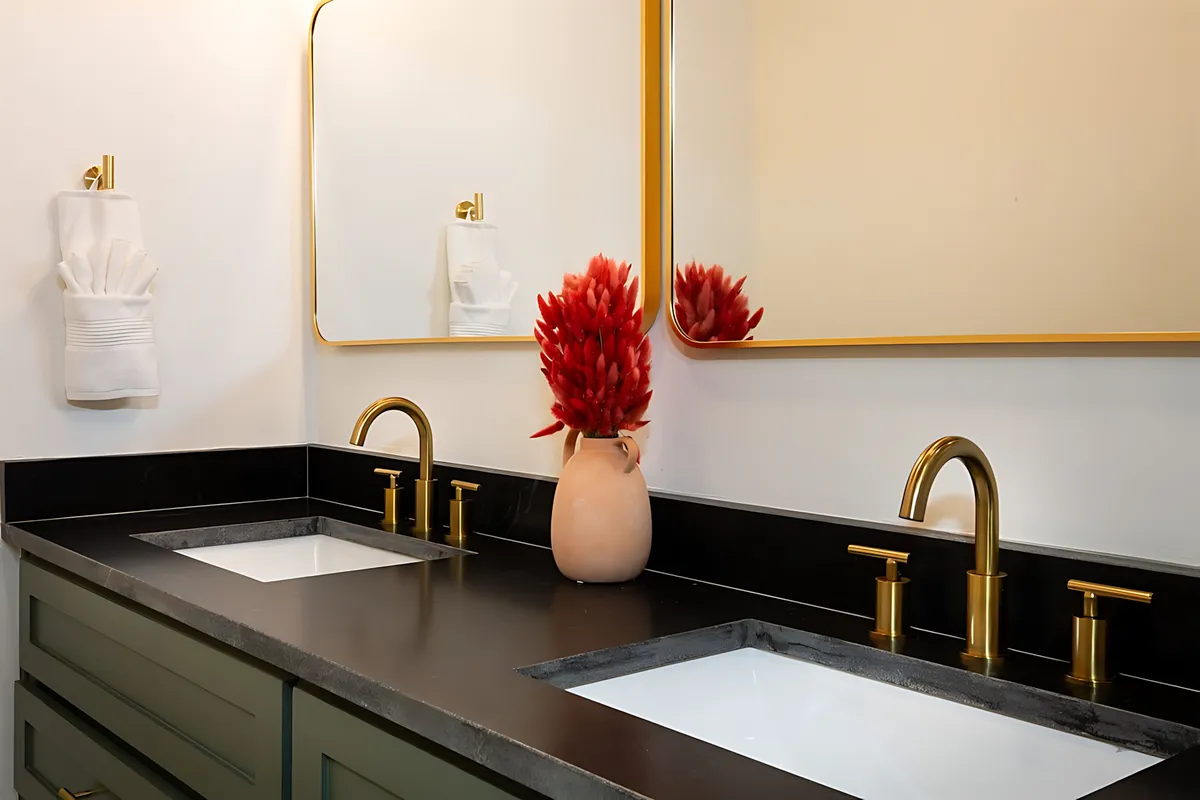 Wander Broken Bow Grove #24