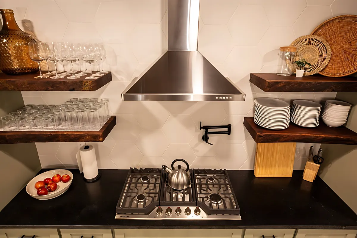 Wander Broken Bow Grove