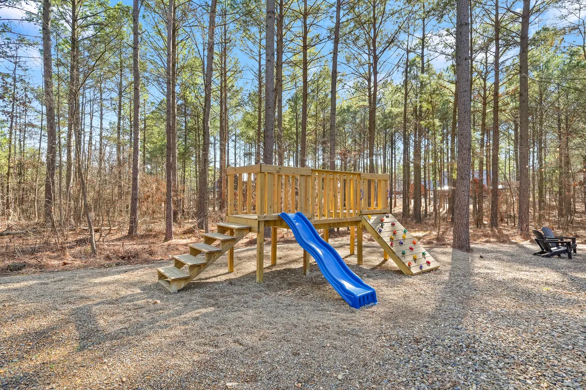 Wander Broken Bow Peace #43