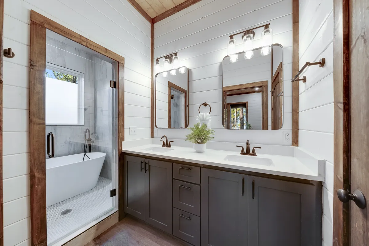 Wander Broken Bow Peace #4